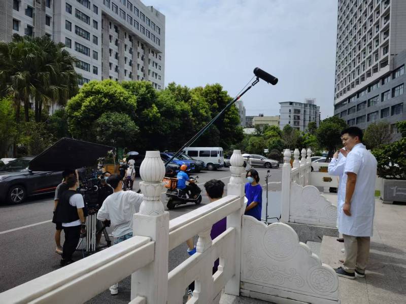 通江县广告片拍摄公司低成本实现高规格制作的诀窍